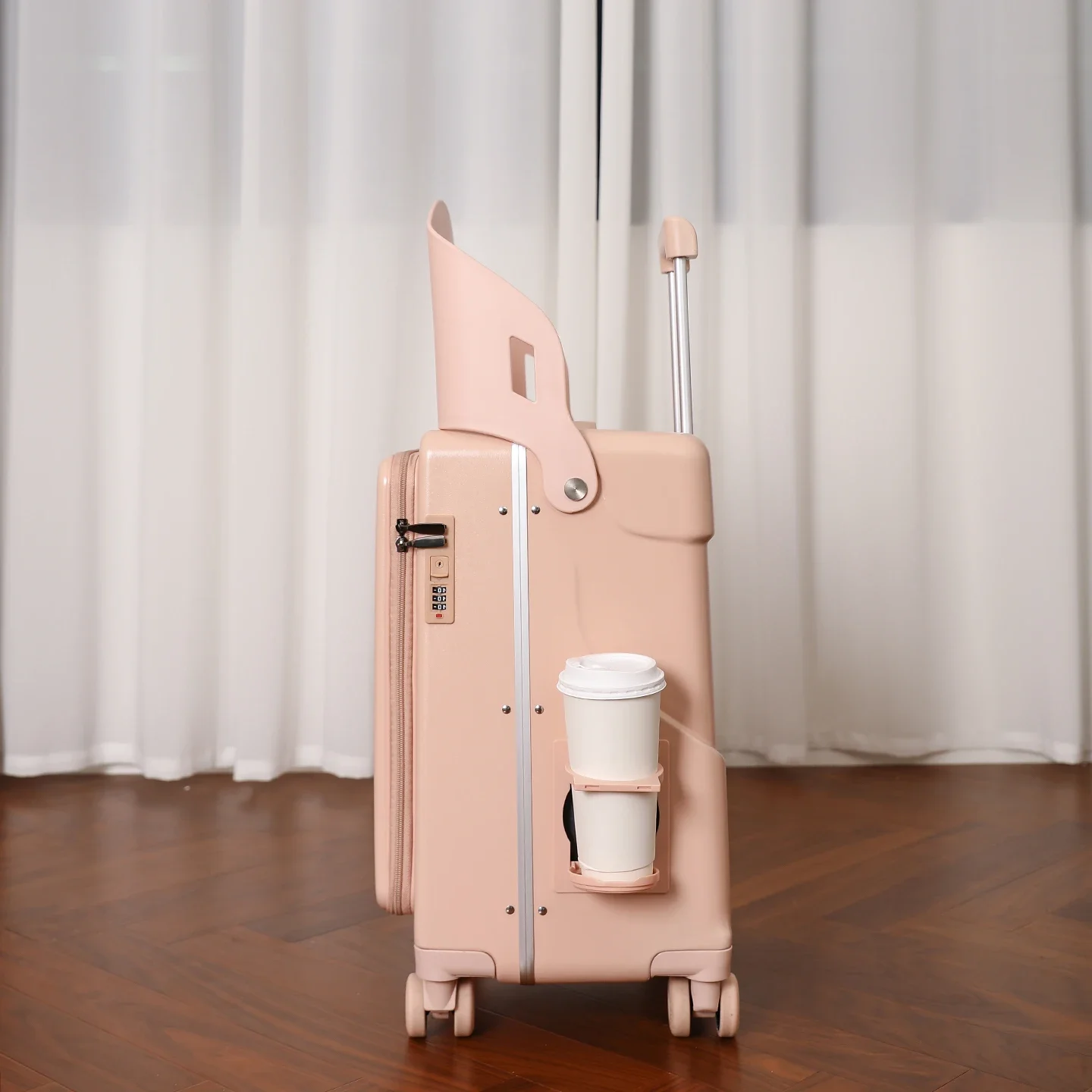 حقيبة أمي للأطفال من BunnyFly  - مراجعة Baby Nursery Trolley وسعره
